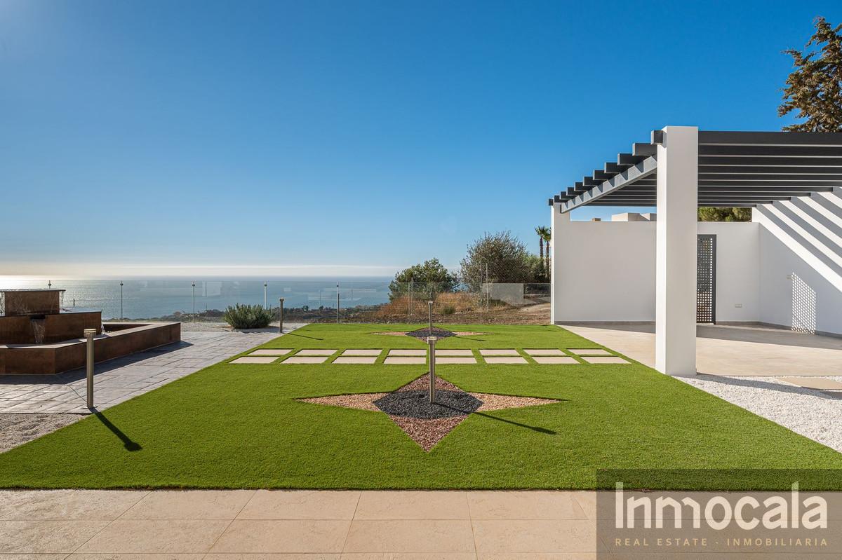 For sale of villa in Mijas