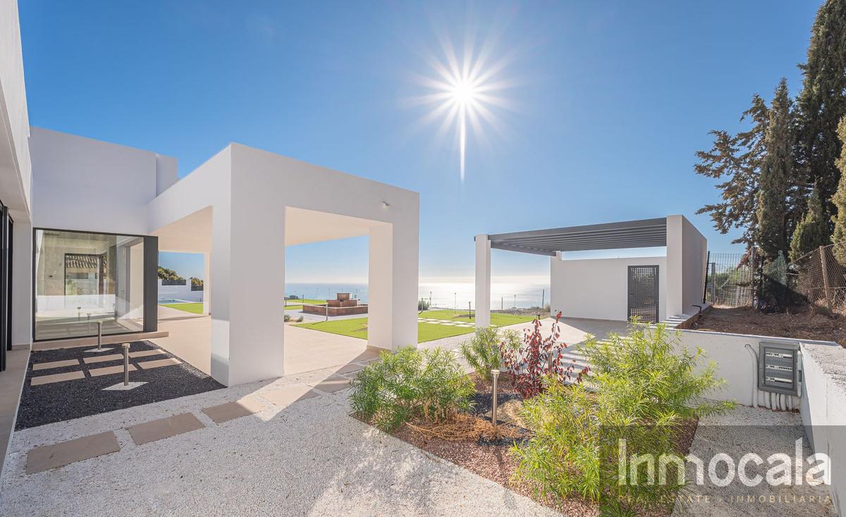 For sale of villa in Mijas