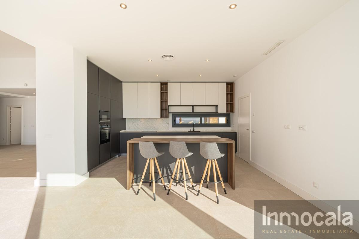 For sale of villa in Mijas