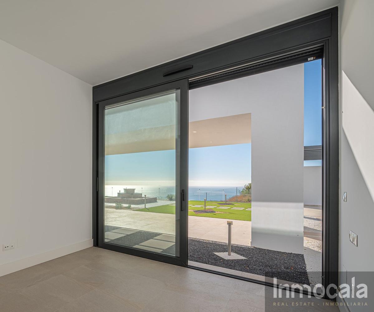For sale of villa in Mijas