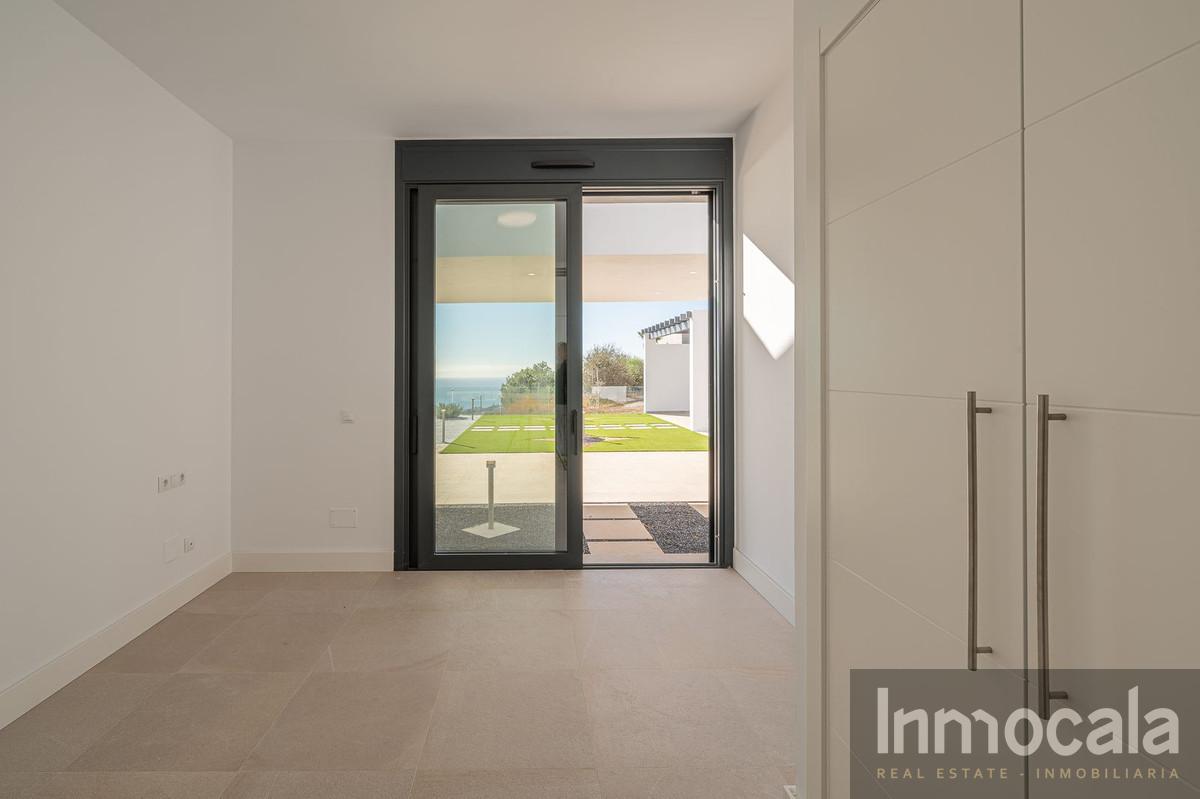 For sale of villa in Mijas