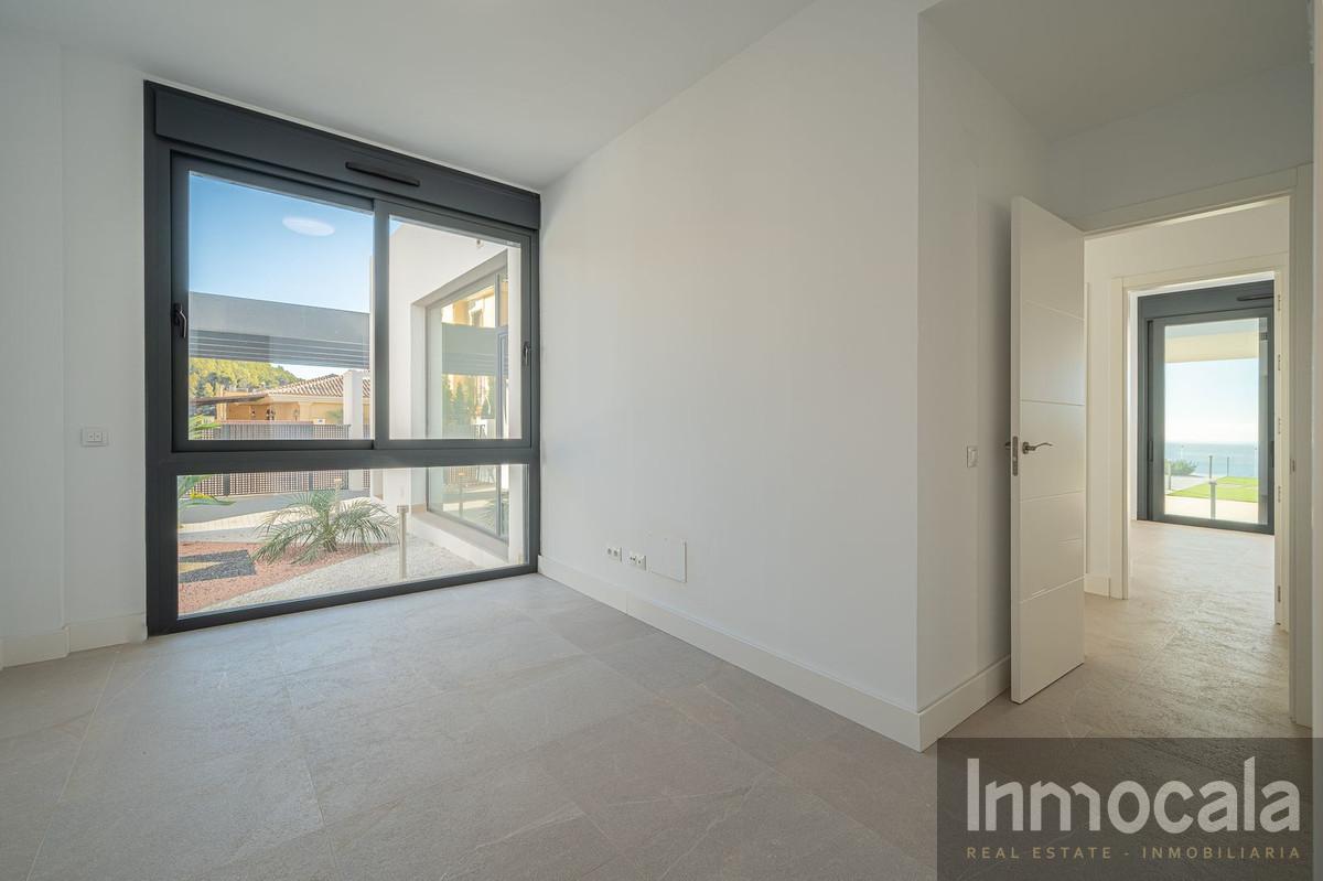 For sale of villa in Mijas