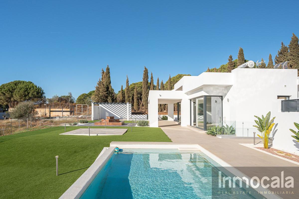For sale of villa in Mijas