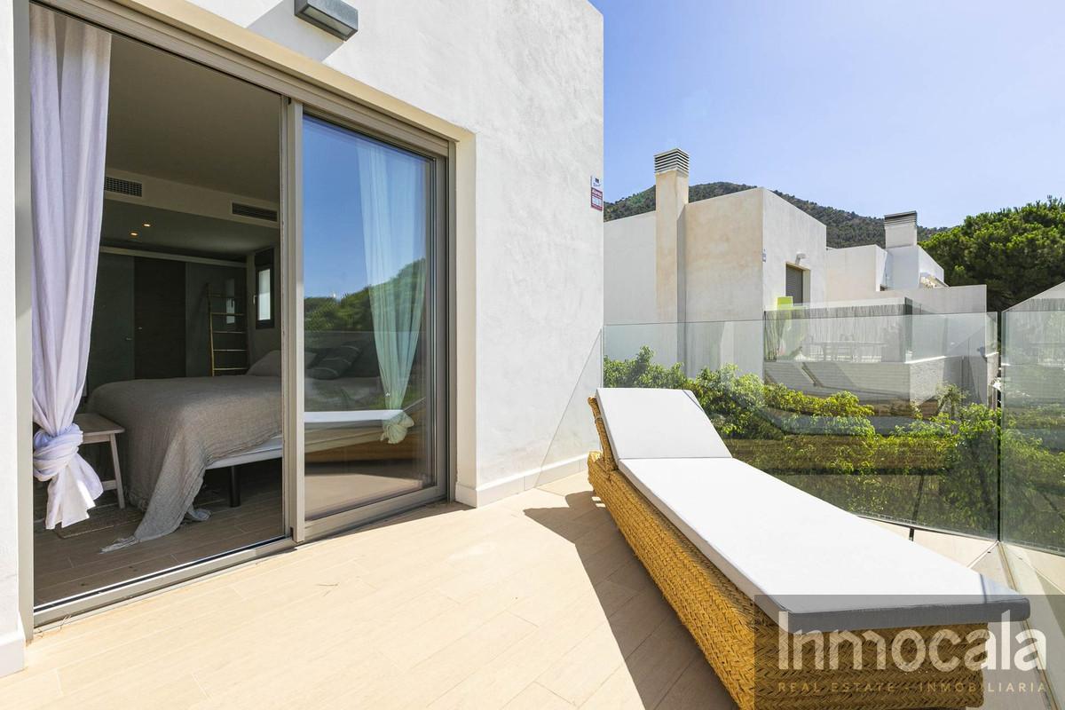 For sale of villa in Mijas
