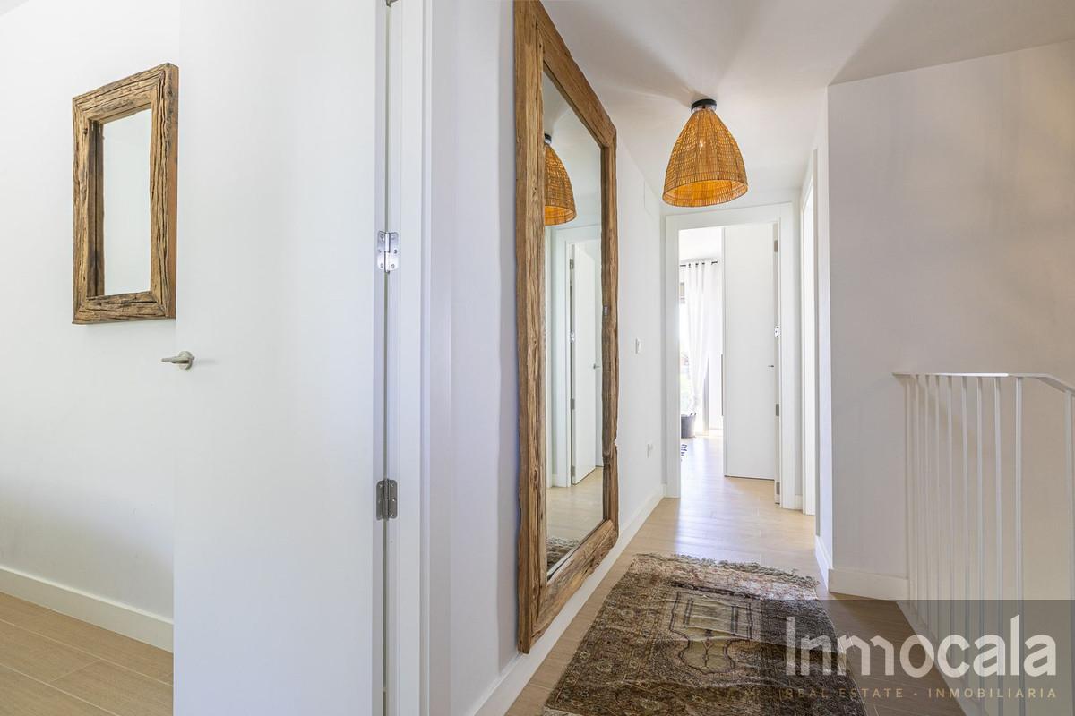 For sale of villa in Mijas