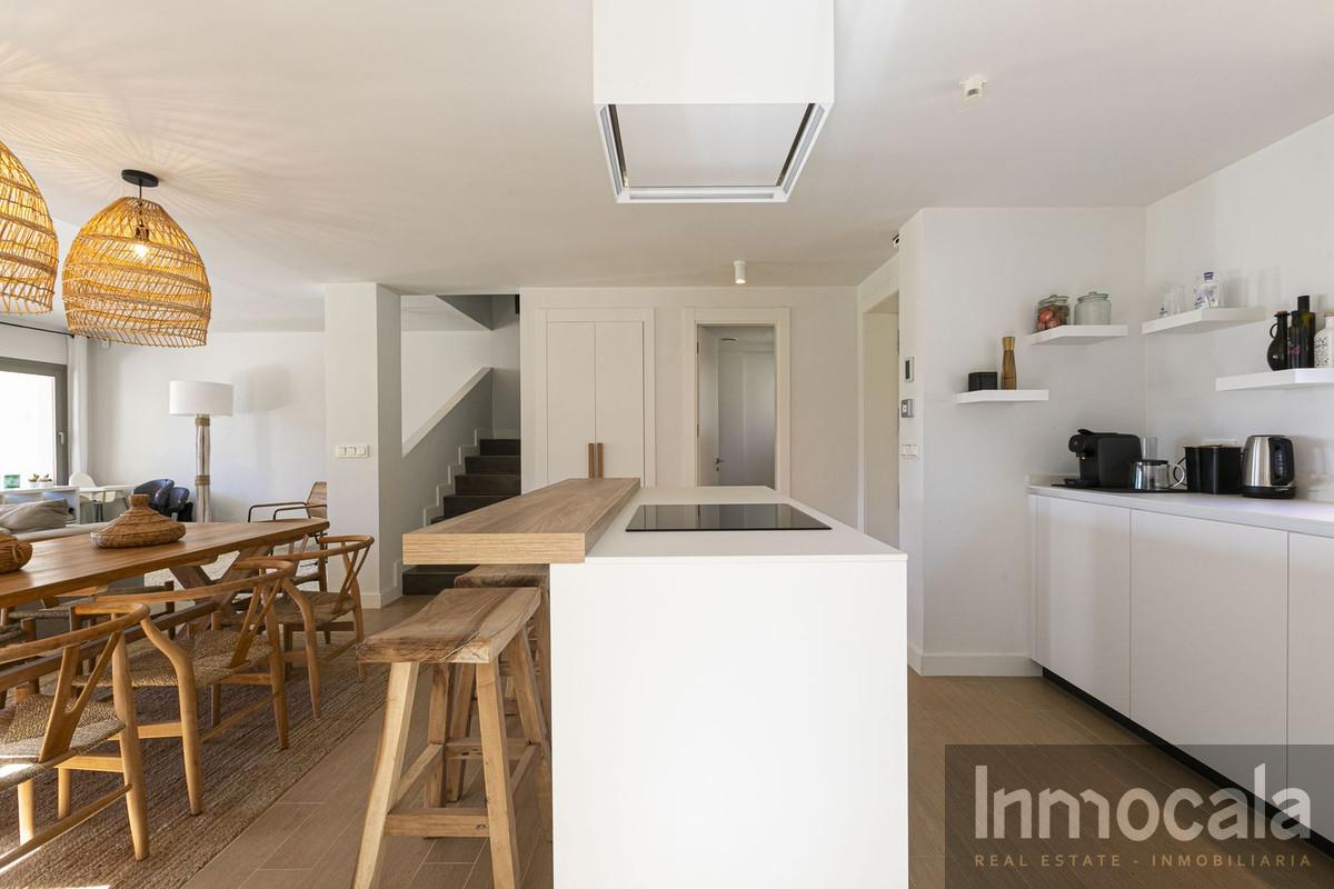 For sale of villa in Mijas