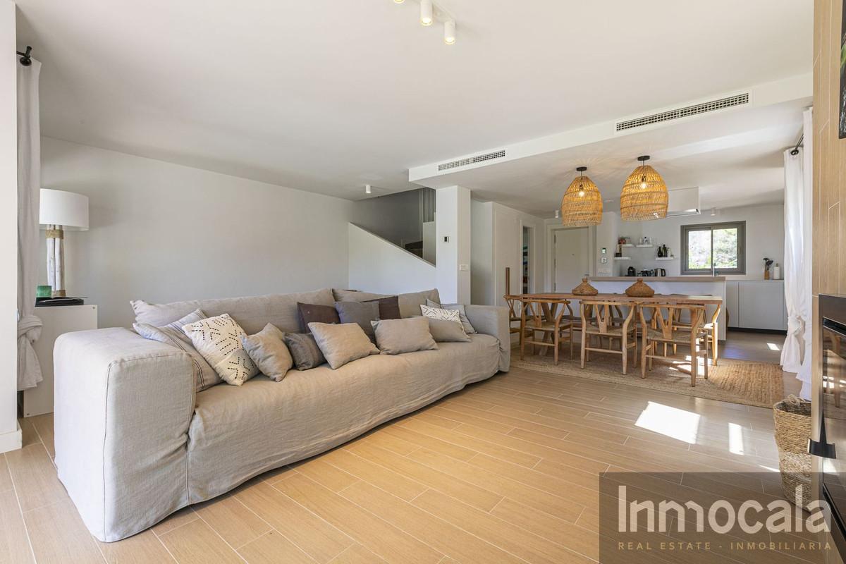 For sale of villa in Mijas
