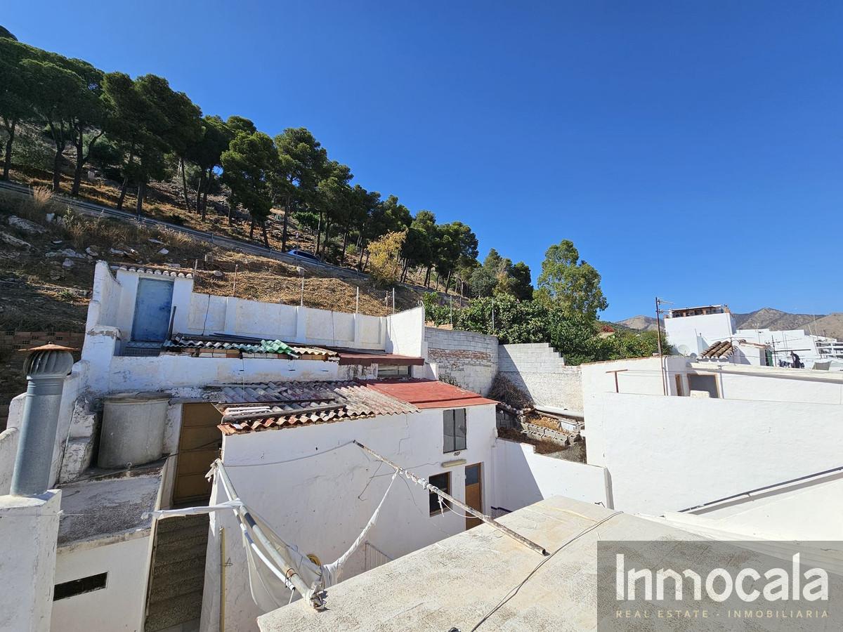 For sale of villa in Mijas