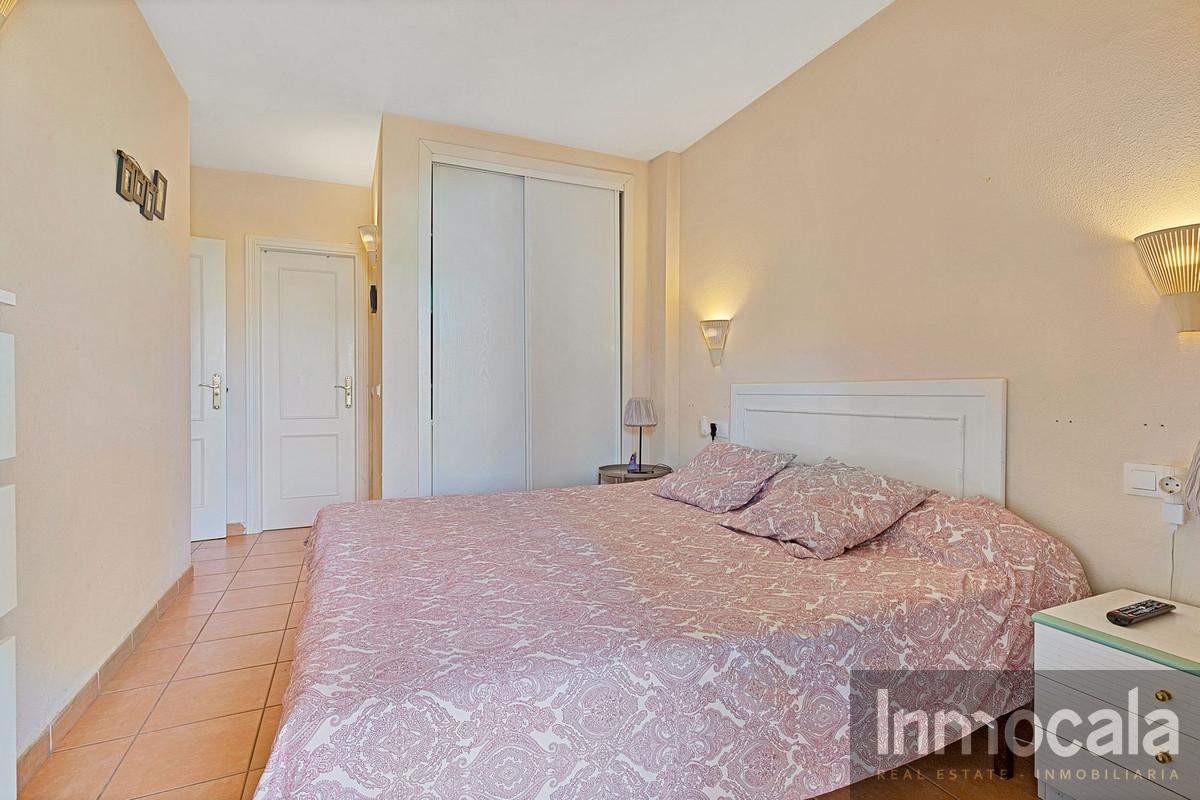 For sale of apartment in Fuengirola