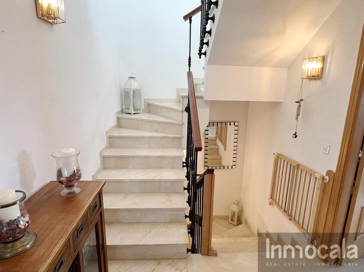 For sale of villa in Mijas