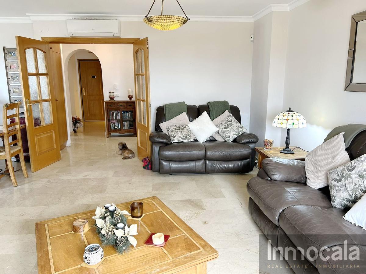 For sale of villa in Mijas