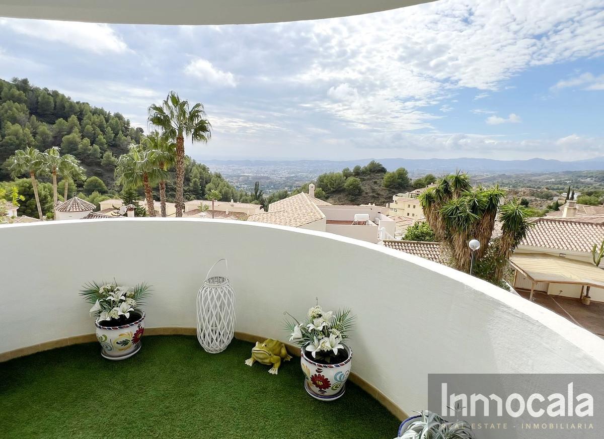 For sale of villa in Mijas