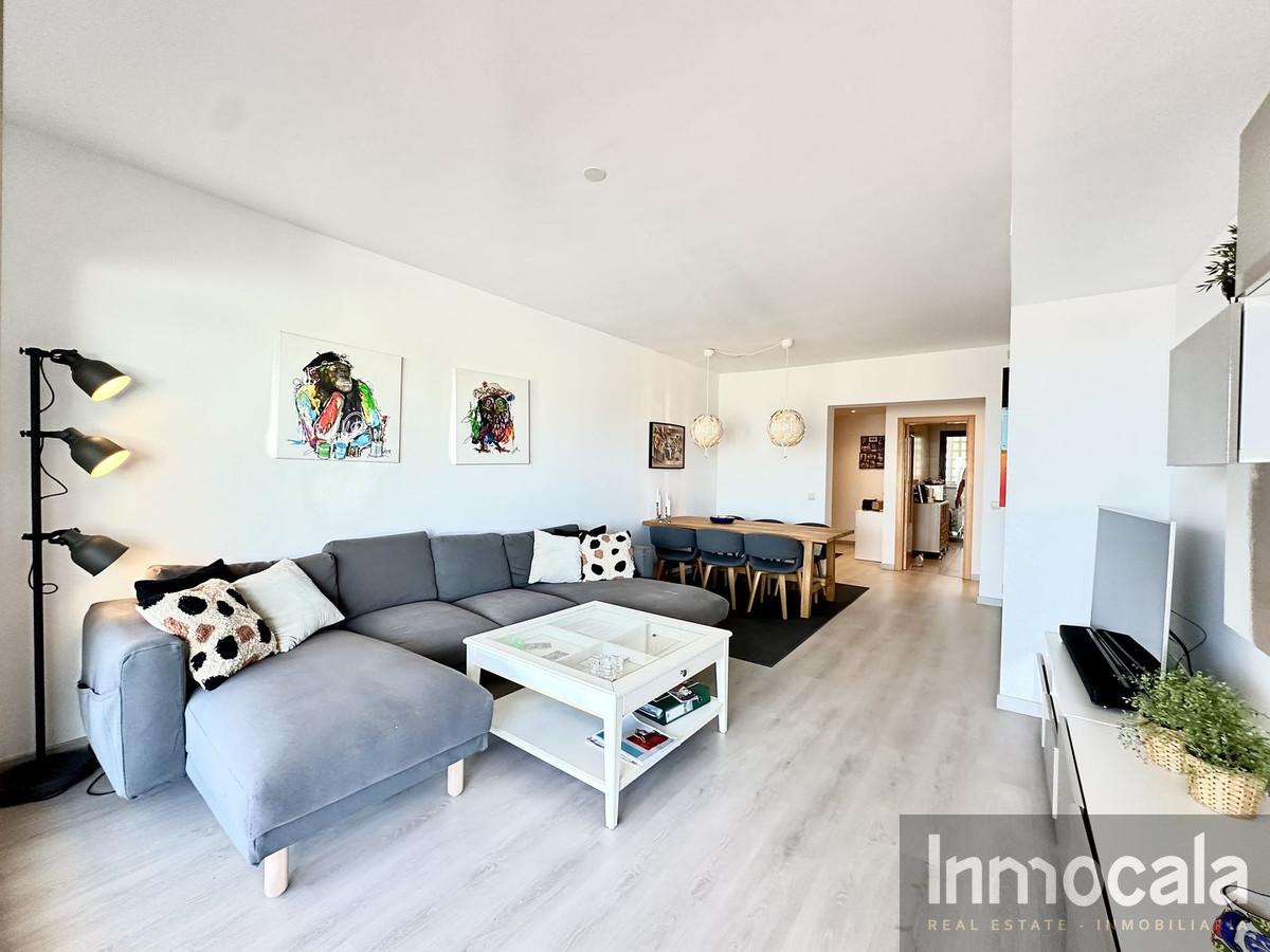 For sale of apartment in La Cala de Mijas