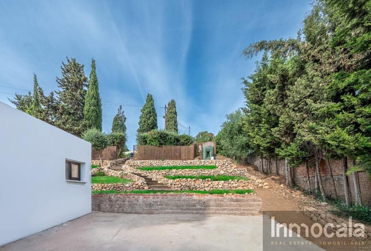 For sale of villa in Mijas