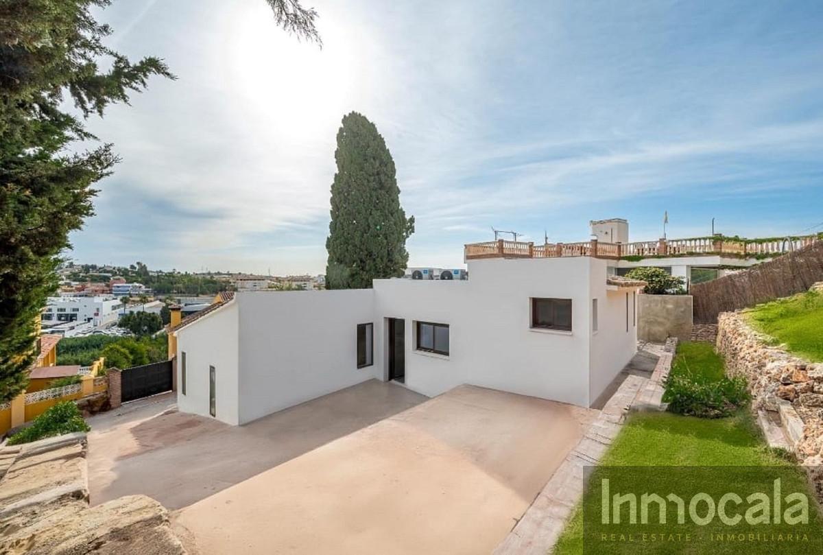For sale of villa in Mijas