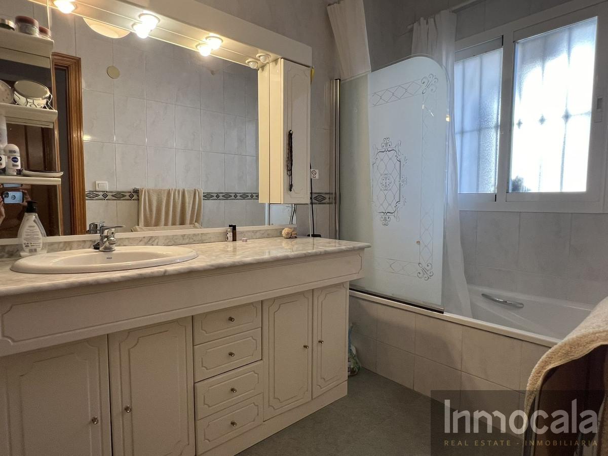 For sale of villa in Mijas