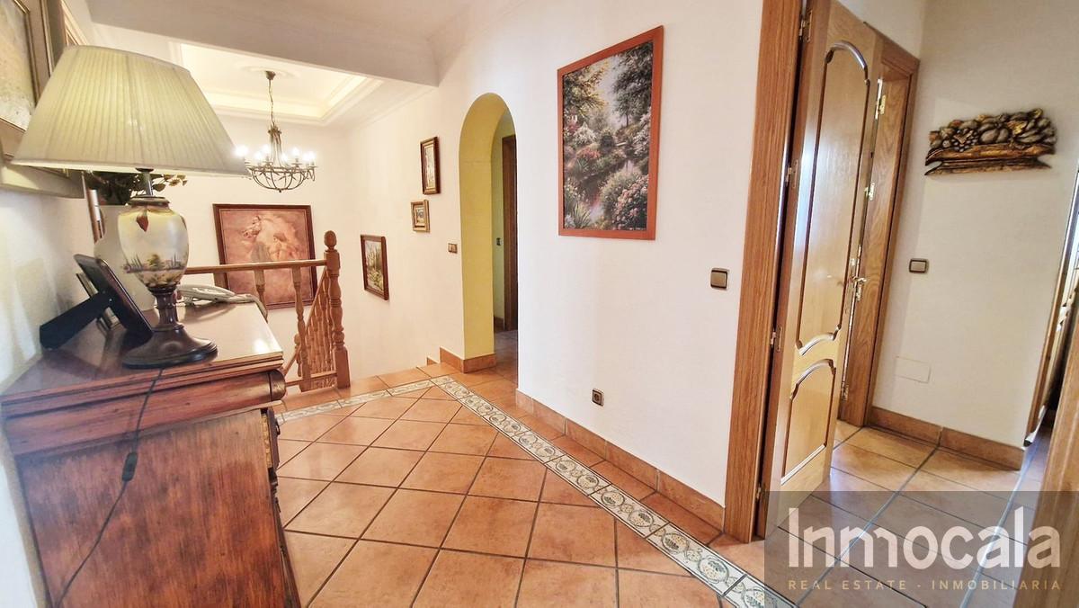 For sale of villa in Fuengirola