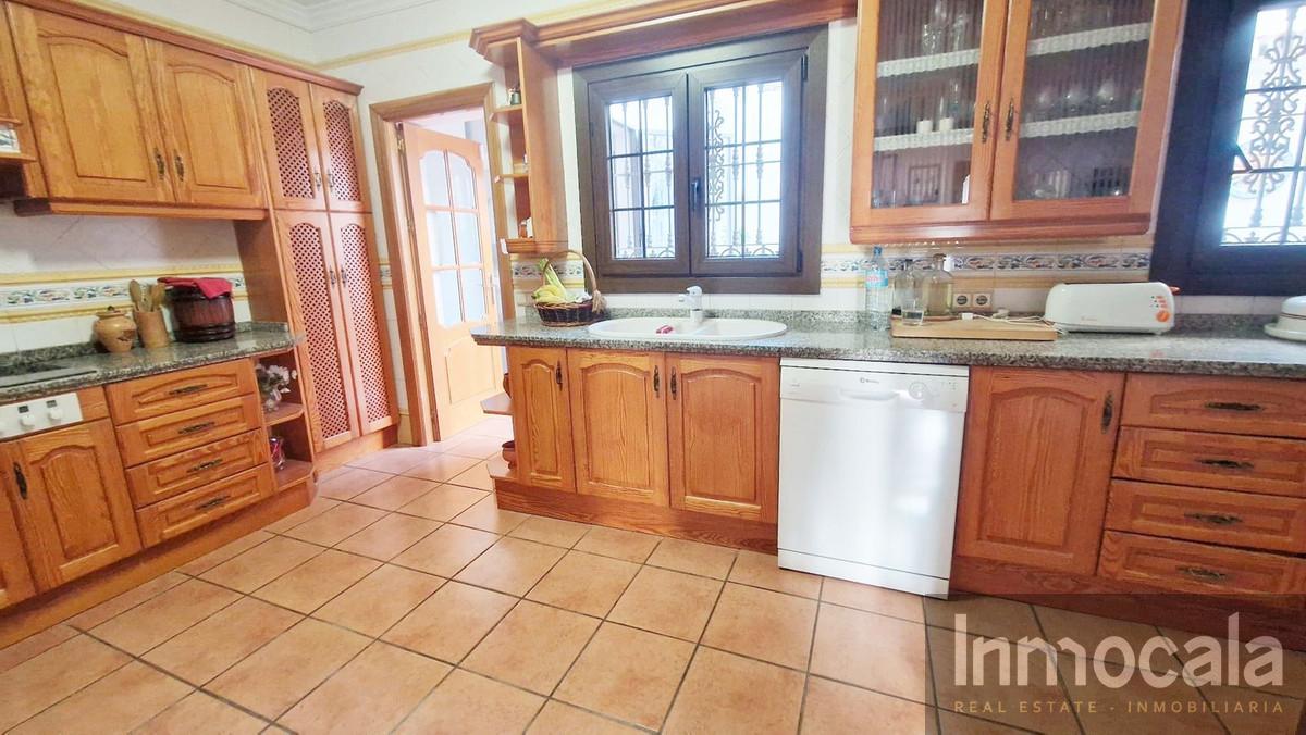For sale of villa in Fuengirola
