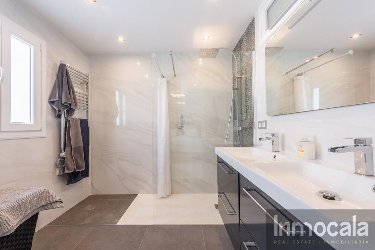 Venta de villa en La Cala de Mijas