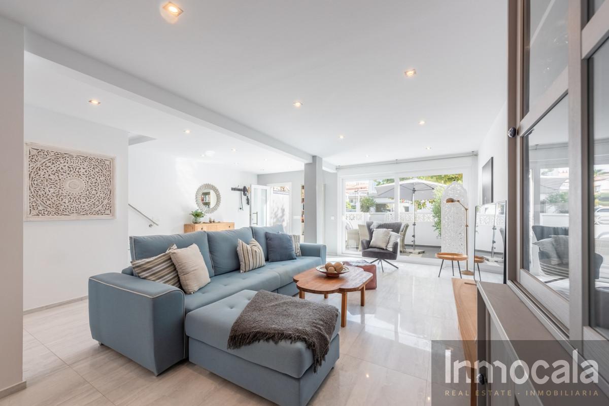 Venta de villa en La Cala de Mijas