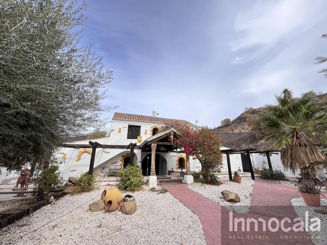 For sale of villa in Mijas Golf