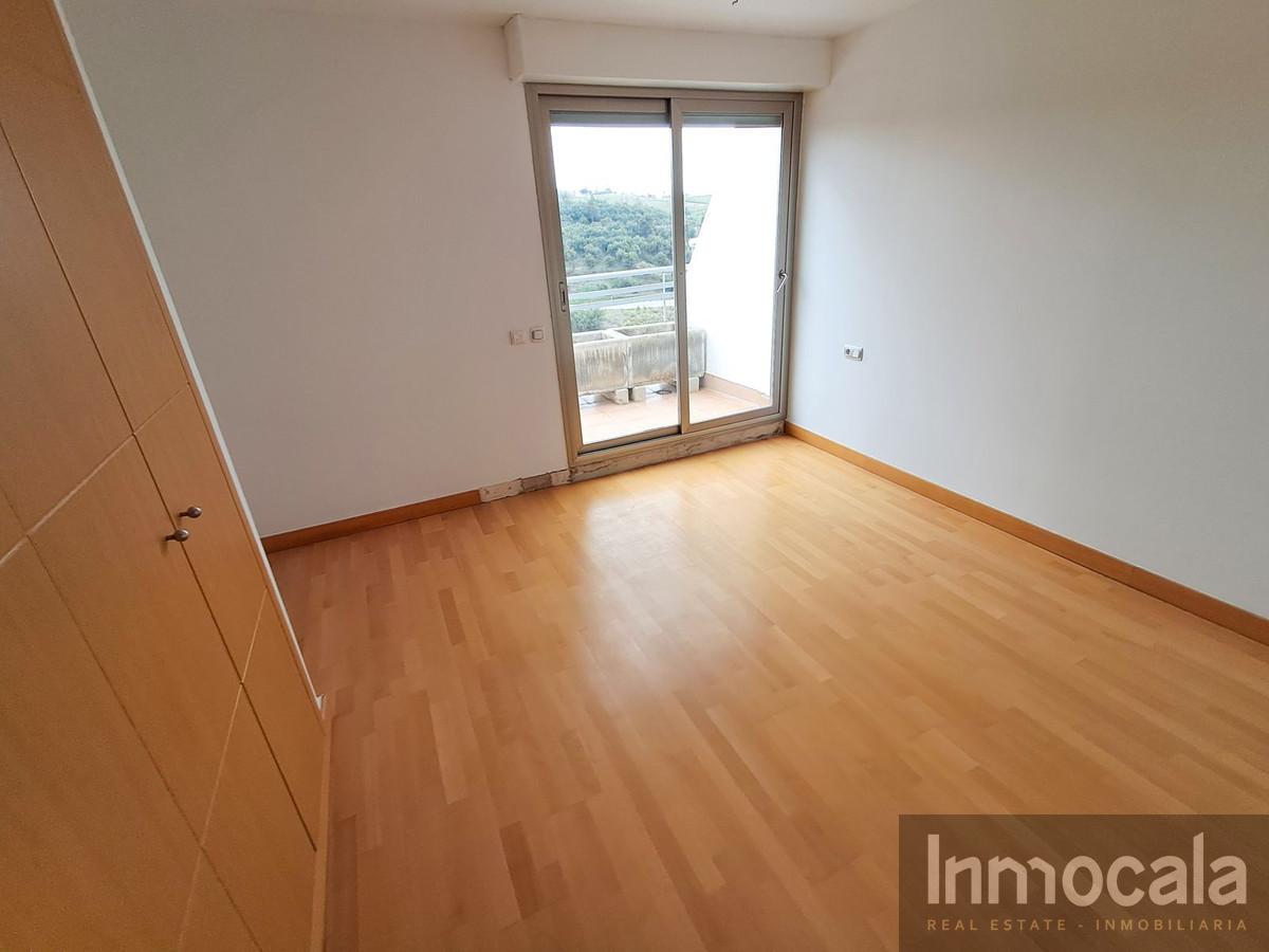 For sale of apartment in La Cala de Mijas