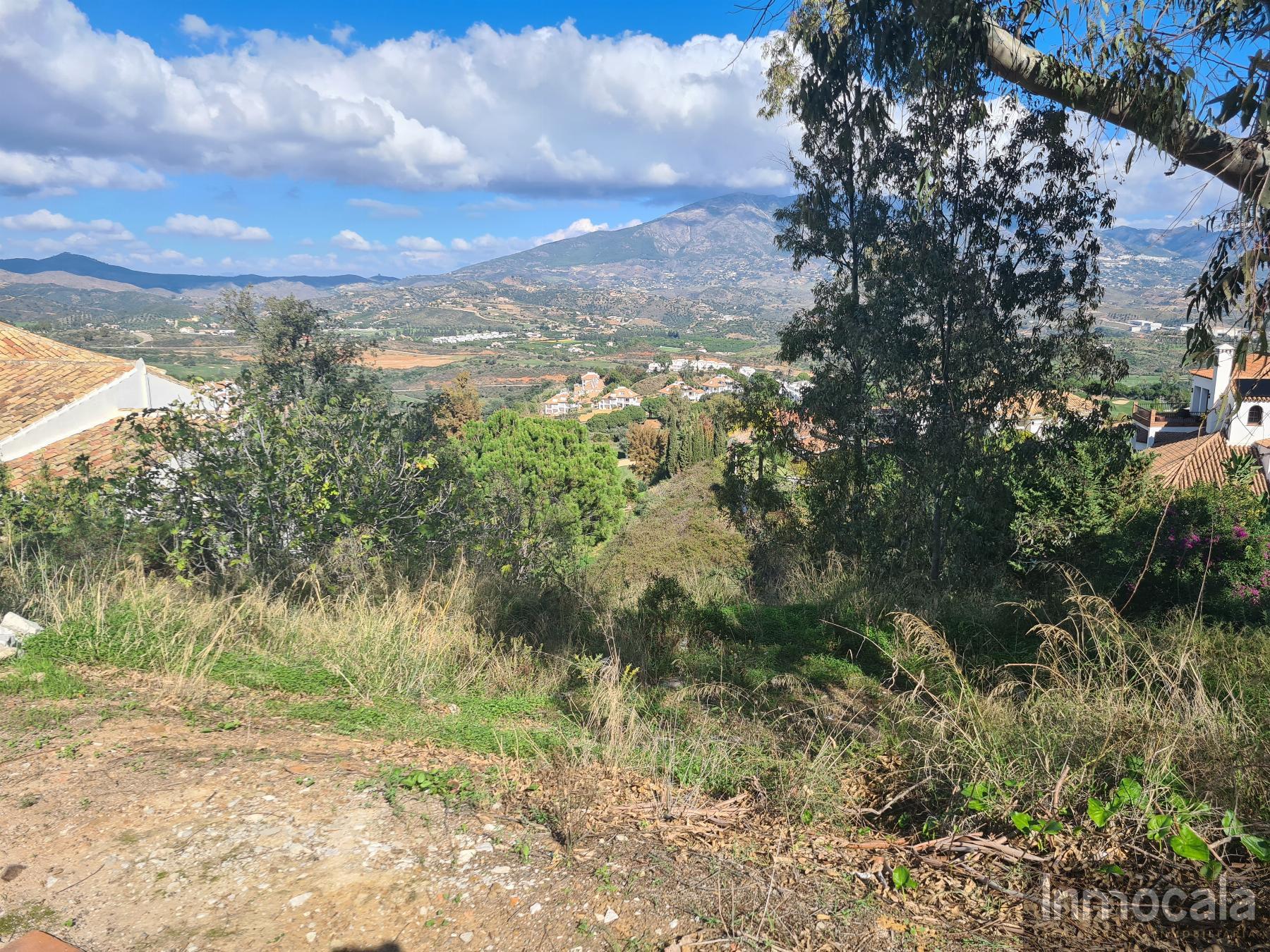 For sale of land in Mijas