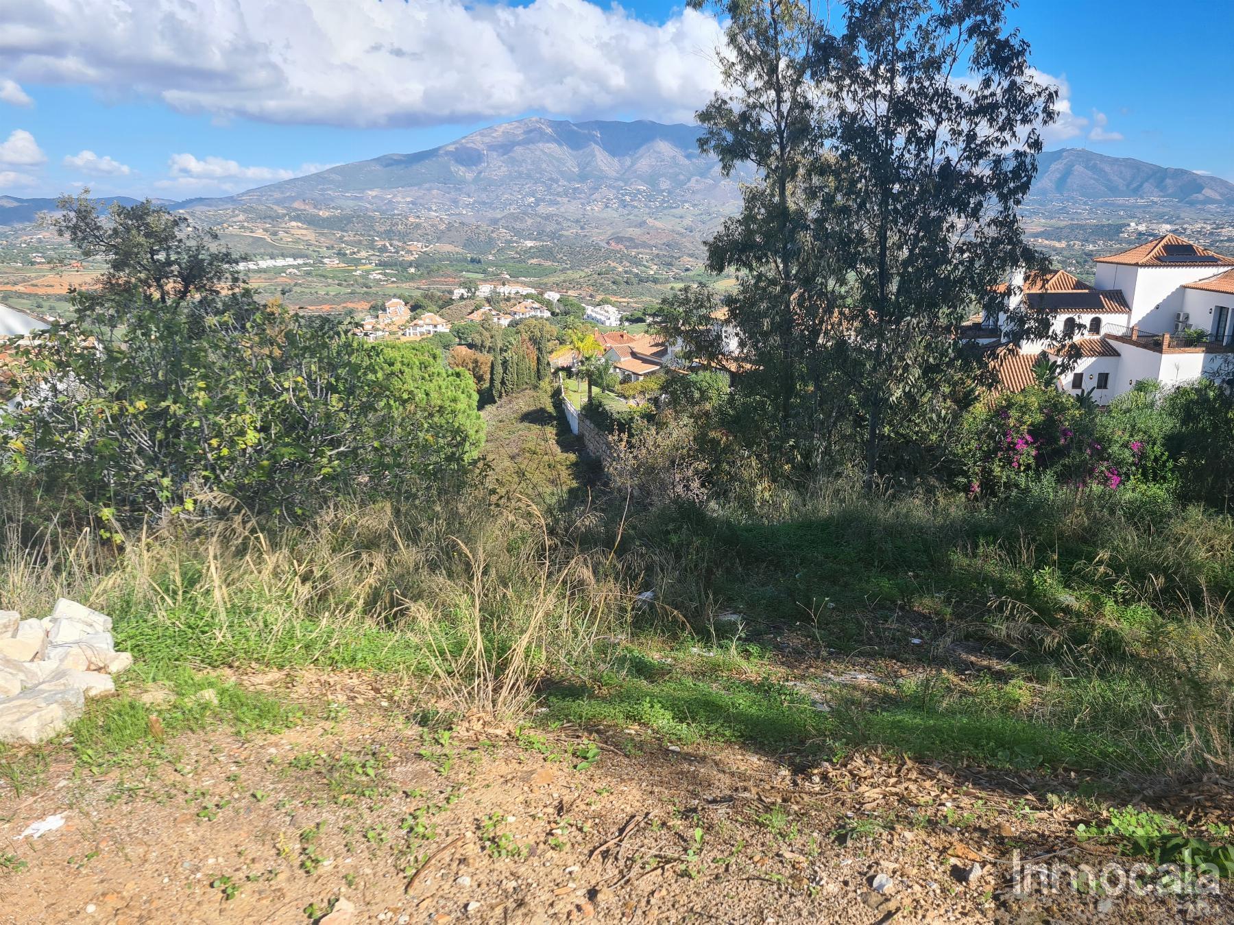 For sale of land in Mijas
