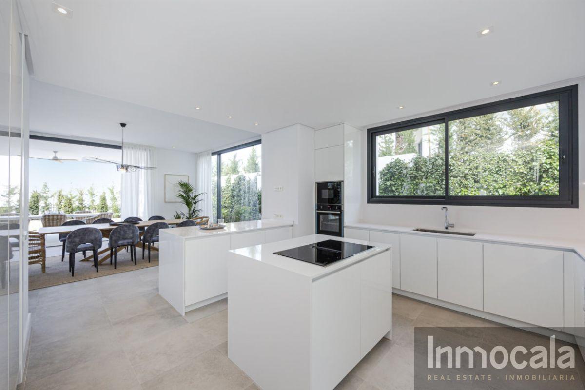 For sale of villa in Marbella
