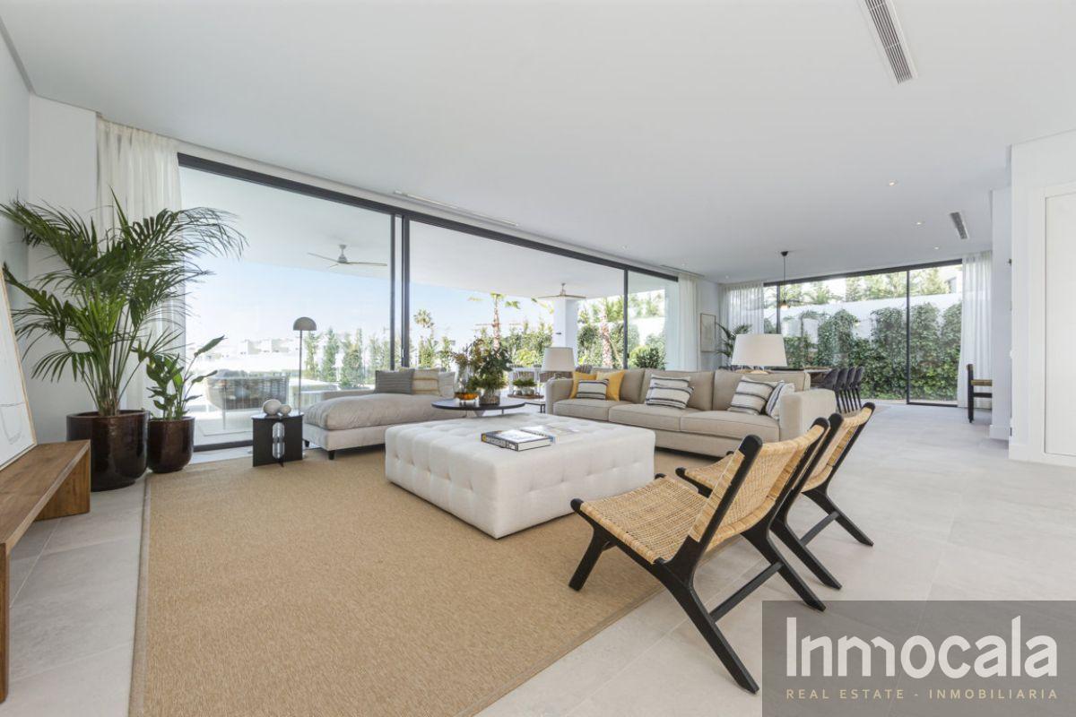 For sale of villa in Marbella