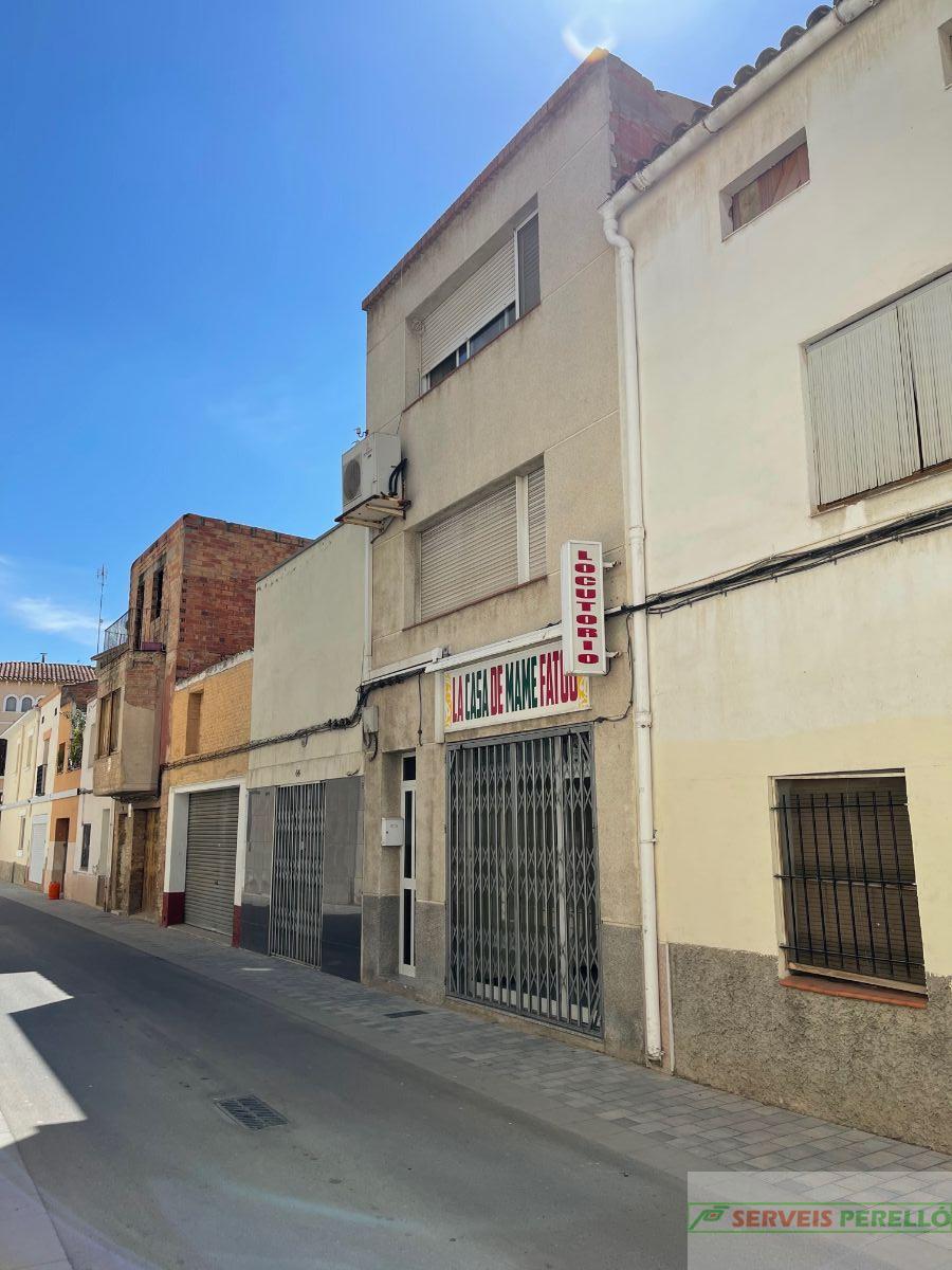 For rent of commercial in Mollerussa