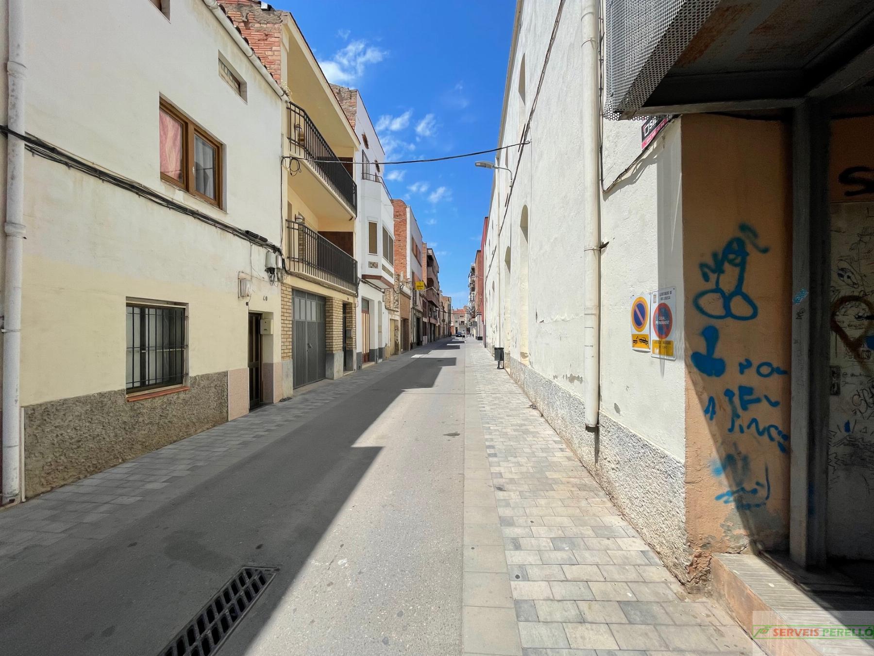For rent of commercial in Mollerussa