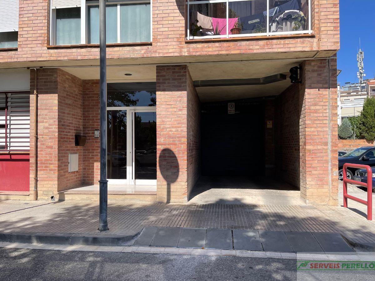 For sale of garage in Tàrrega