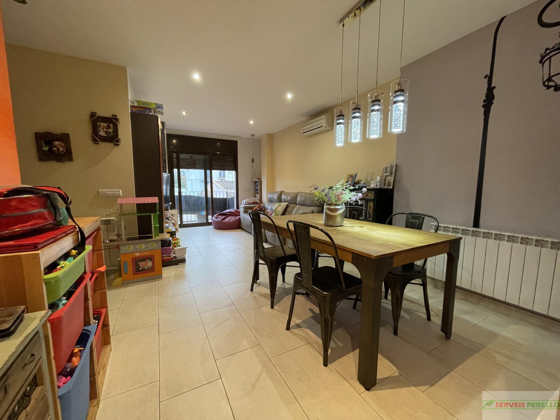 For sale of duplex in Mollerussa