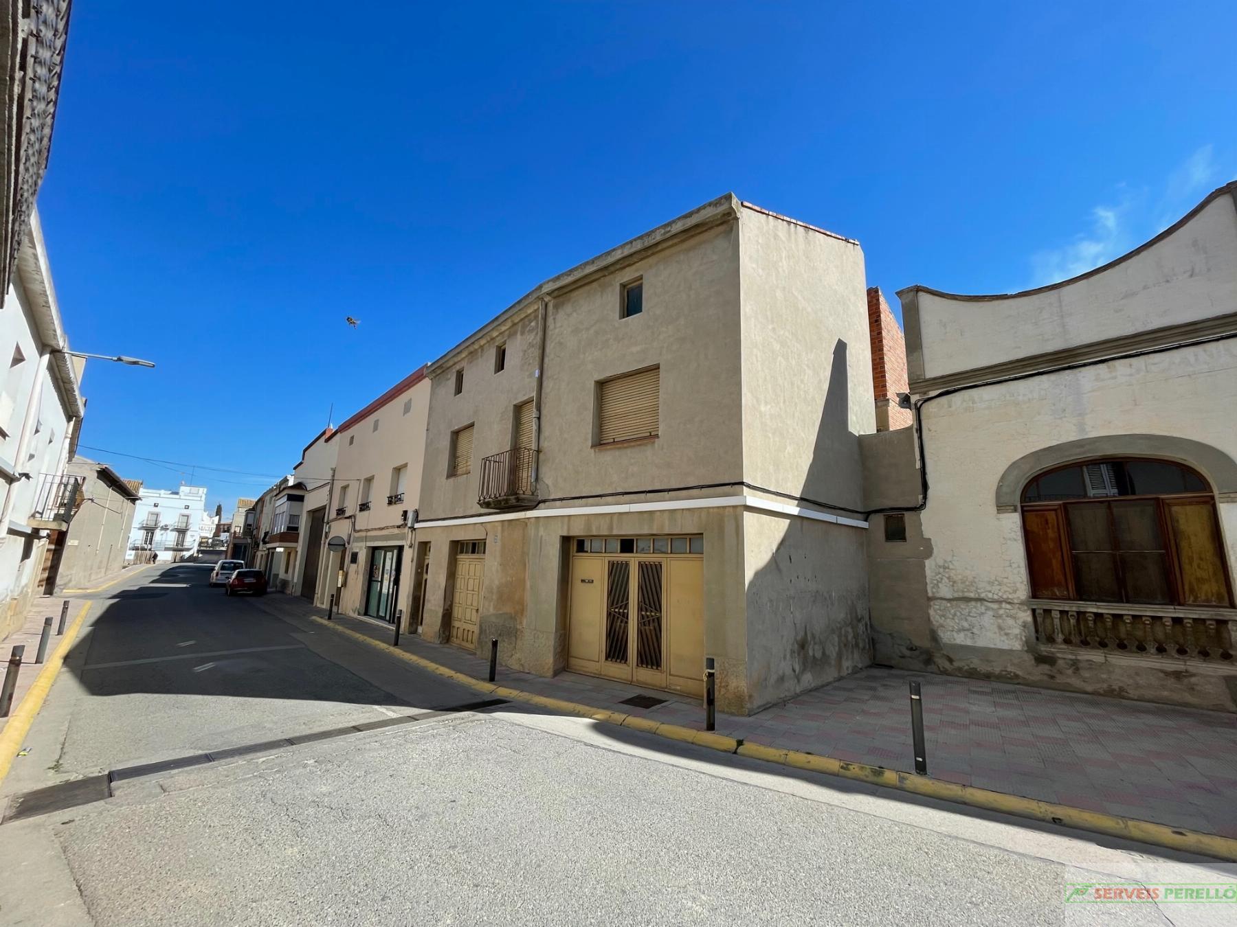 For sale of house in Castellnou de Seana