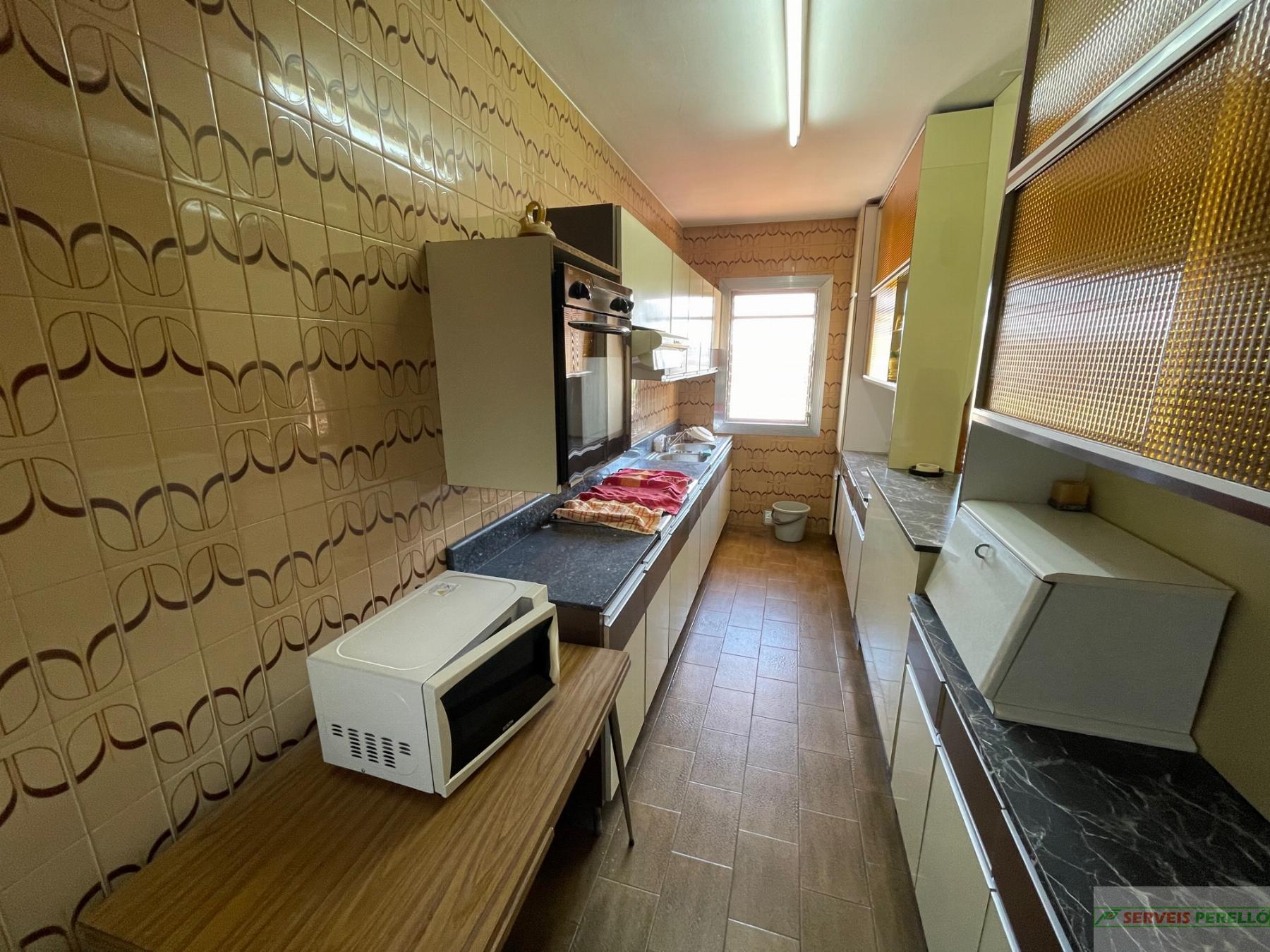 For sale of house in Castellnou de Seana
