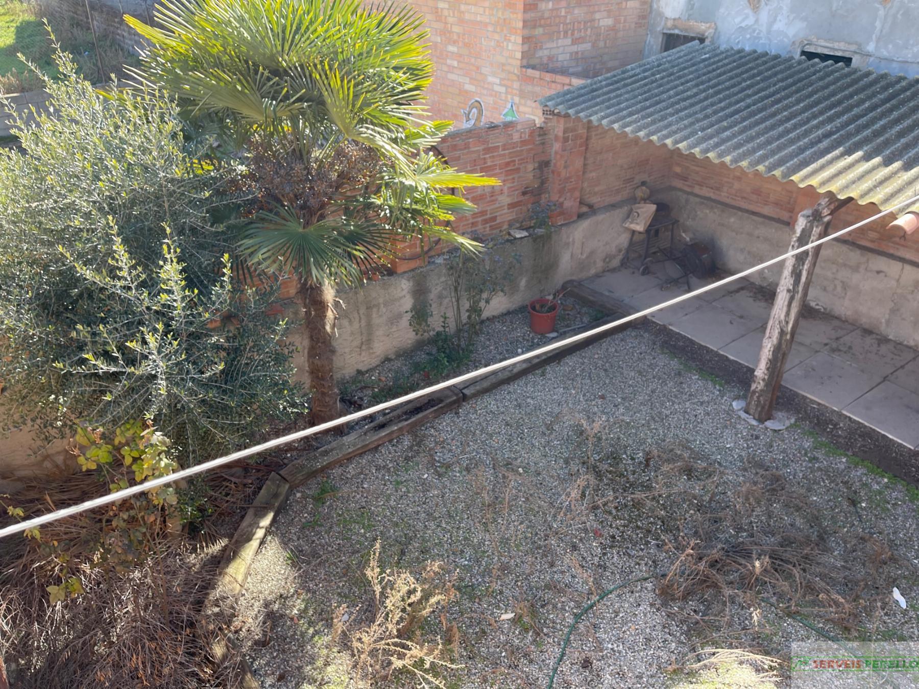 For sale of house in Castellnou de Seana