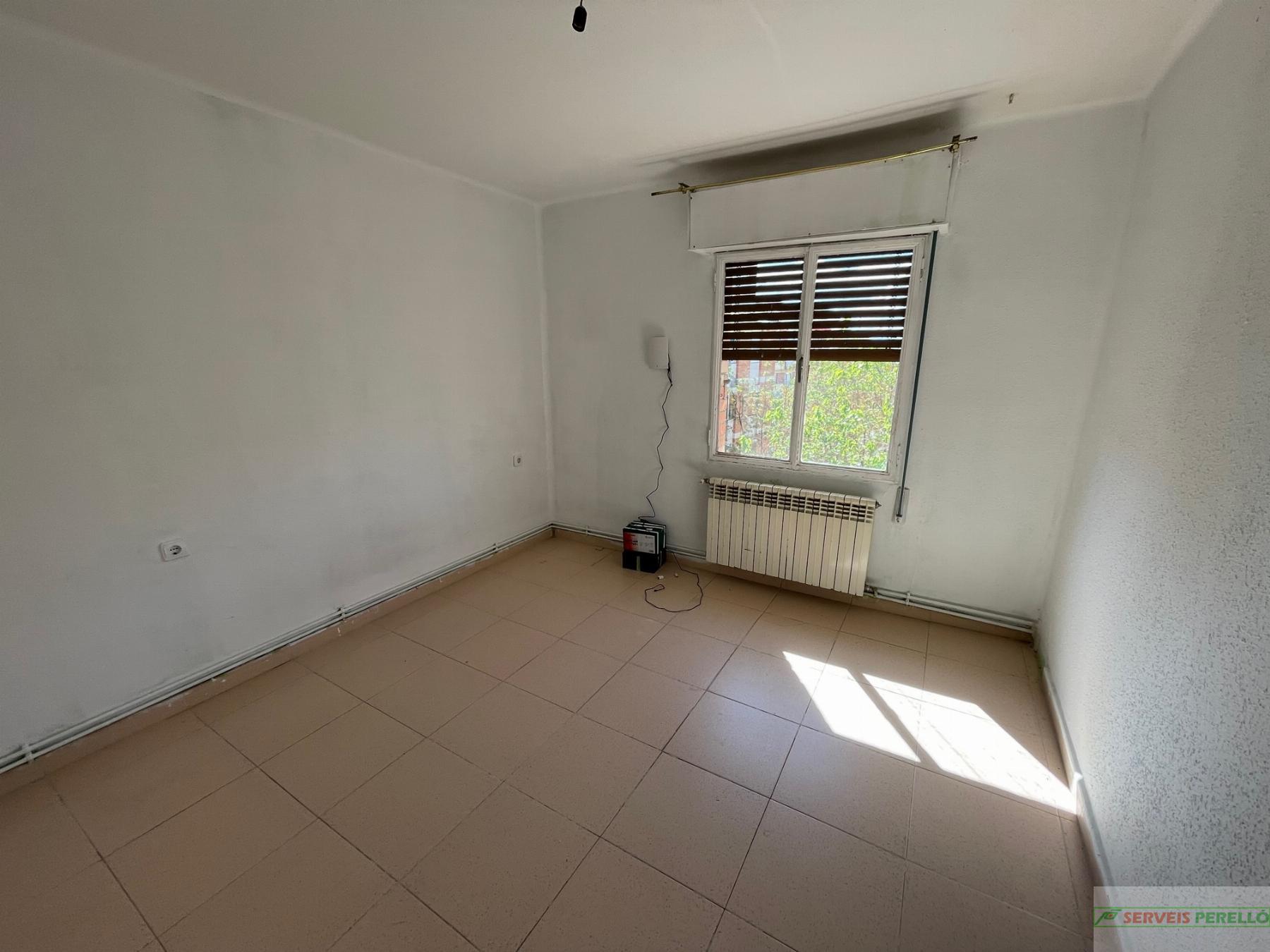 For sale of apartment in Mollerussa