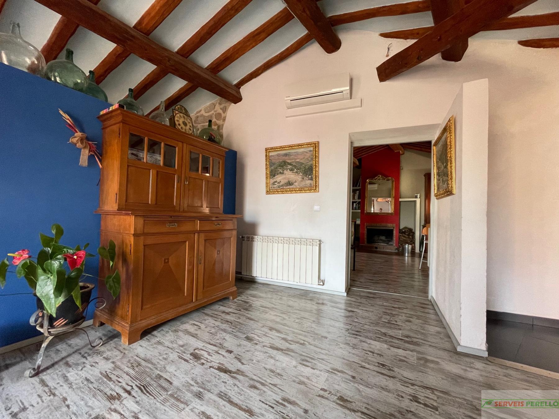 For sale of house in La Fuliola