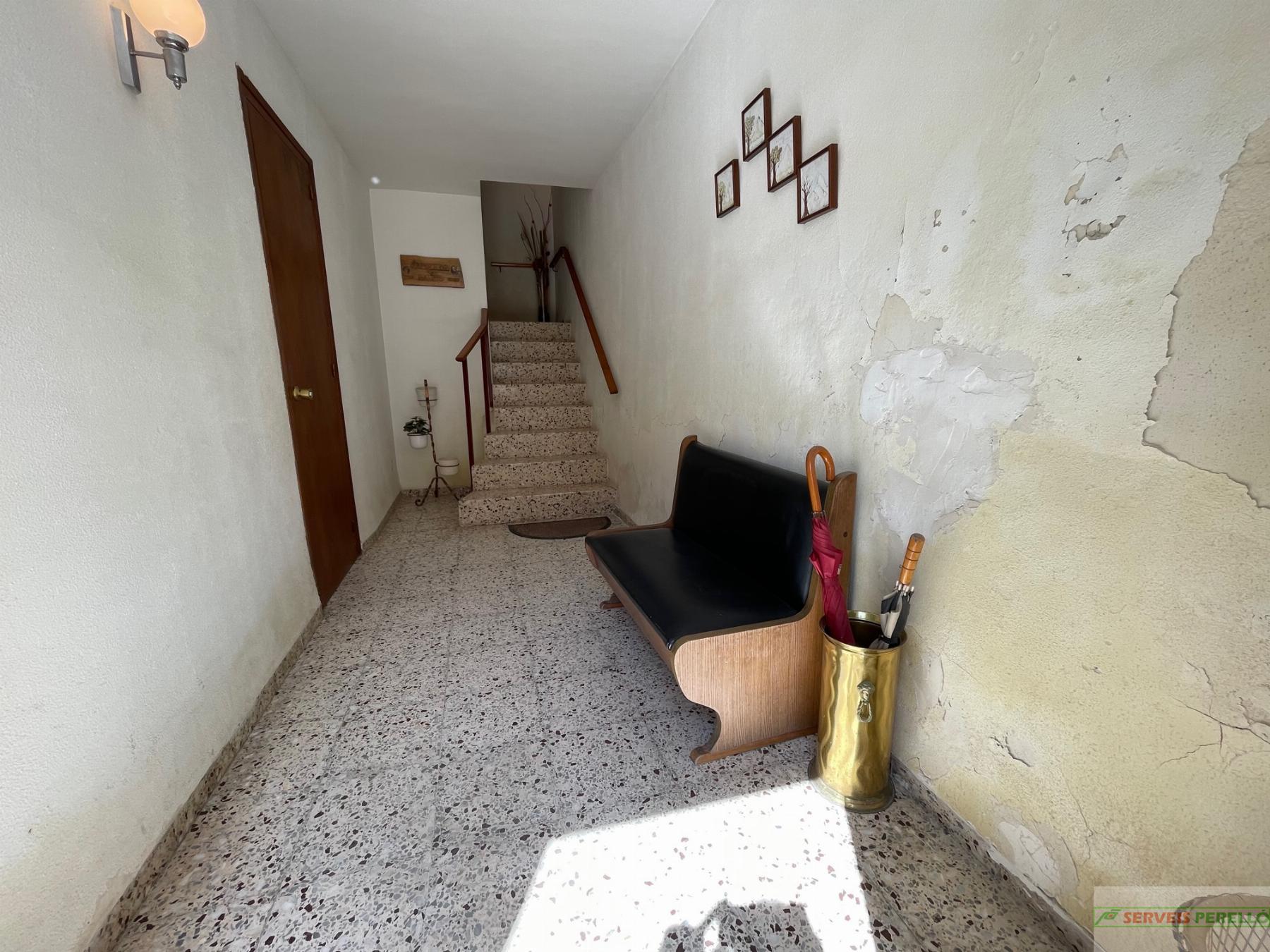 For sale of house in Sidamon