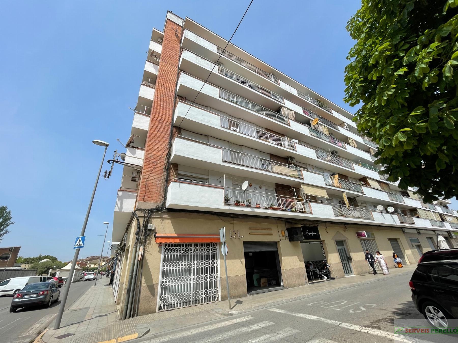 For rent of commercial in Mollerussa