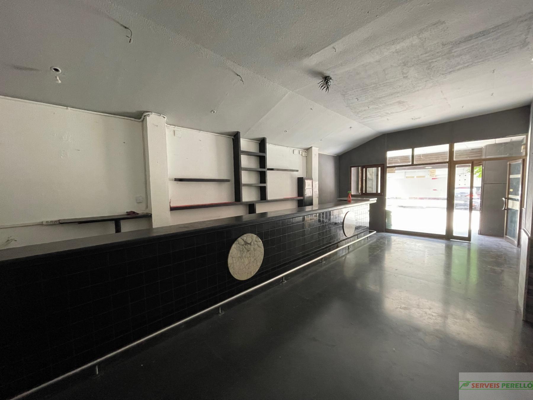 For rent of commercial in Mollerussa