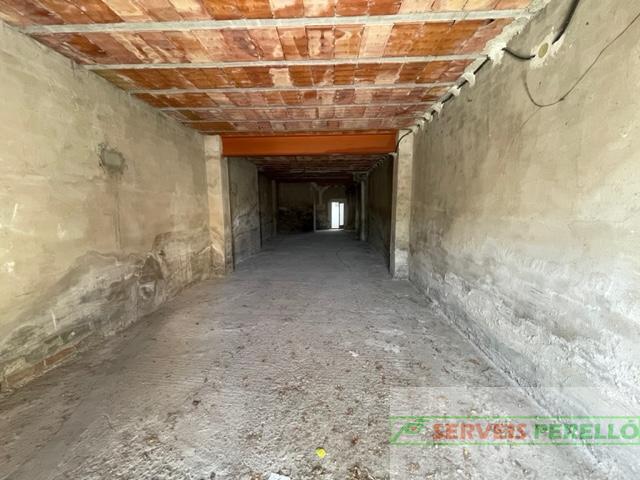 For rent of commercial in Mollerussa