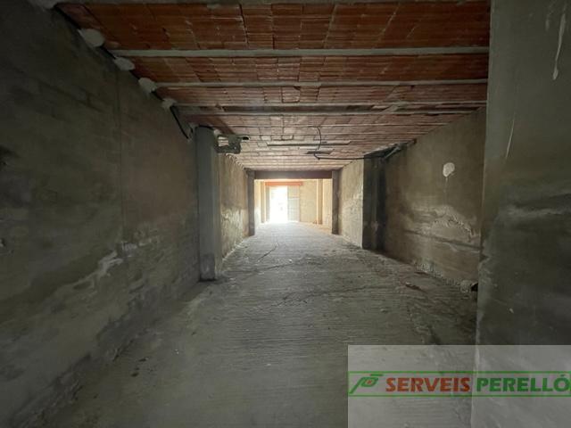 For rent of commercial in Mollerussa