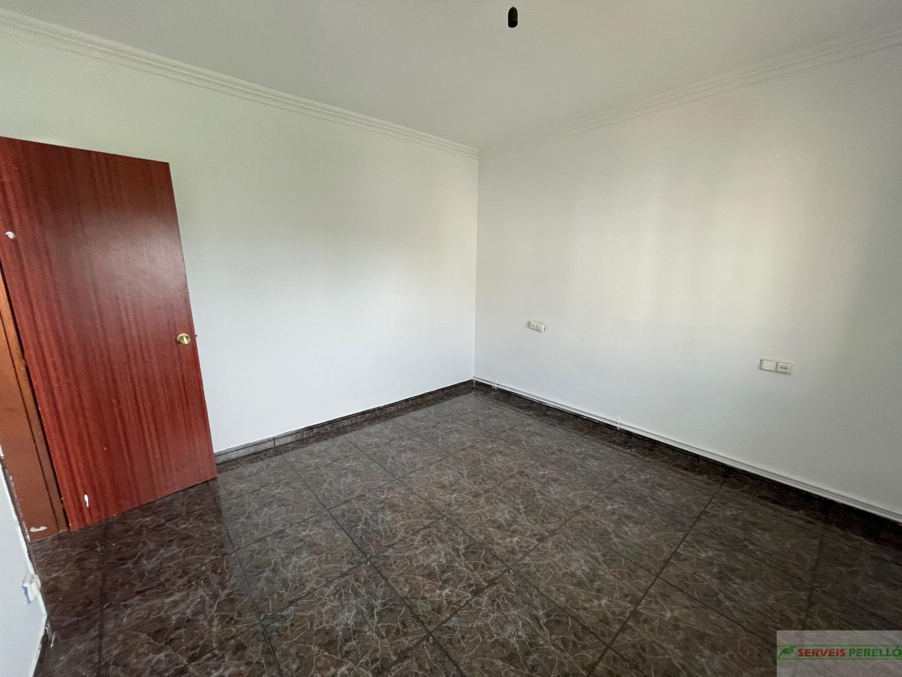 For sale of apartment in Mollerussa