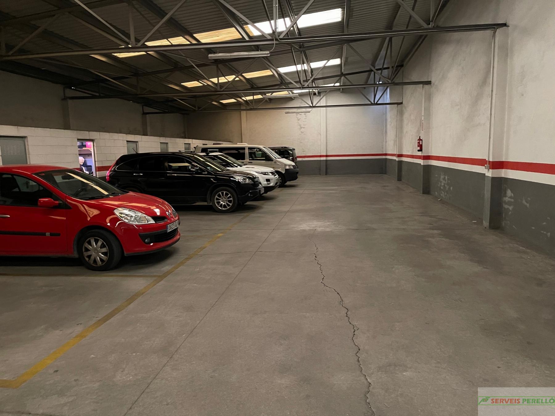 For rent of garage in Mollerussa