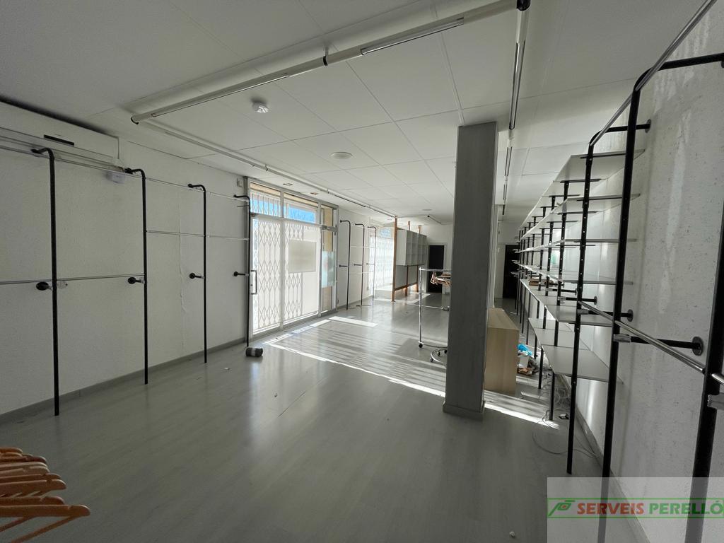 For rent of commercial in Mollerussa