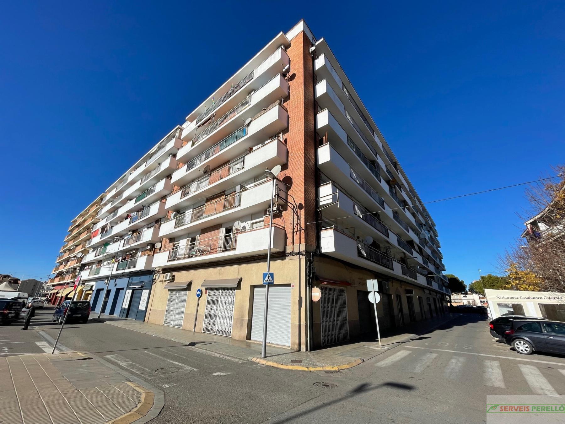 For rent of commercial in Mollerussa