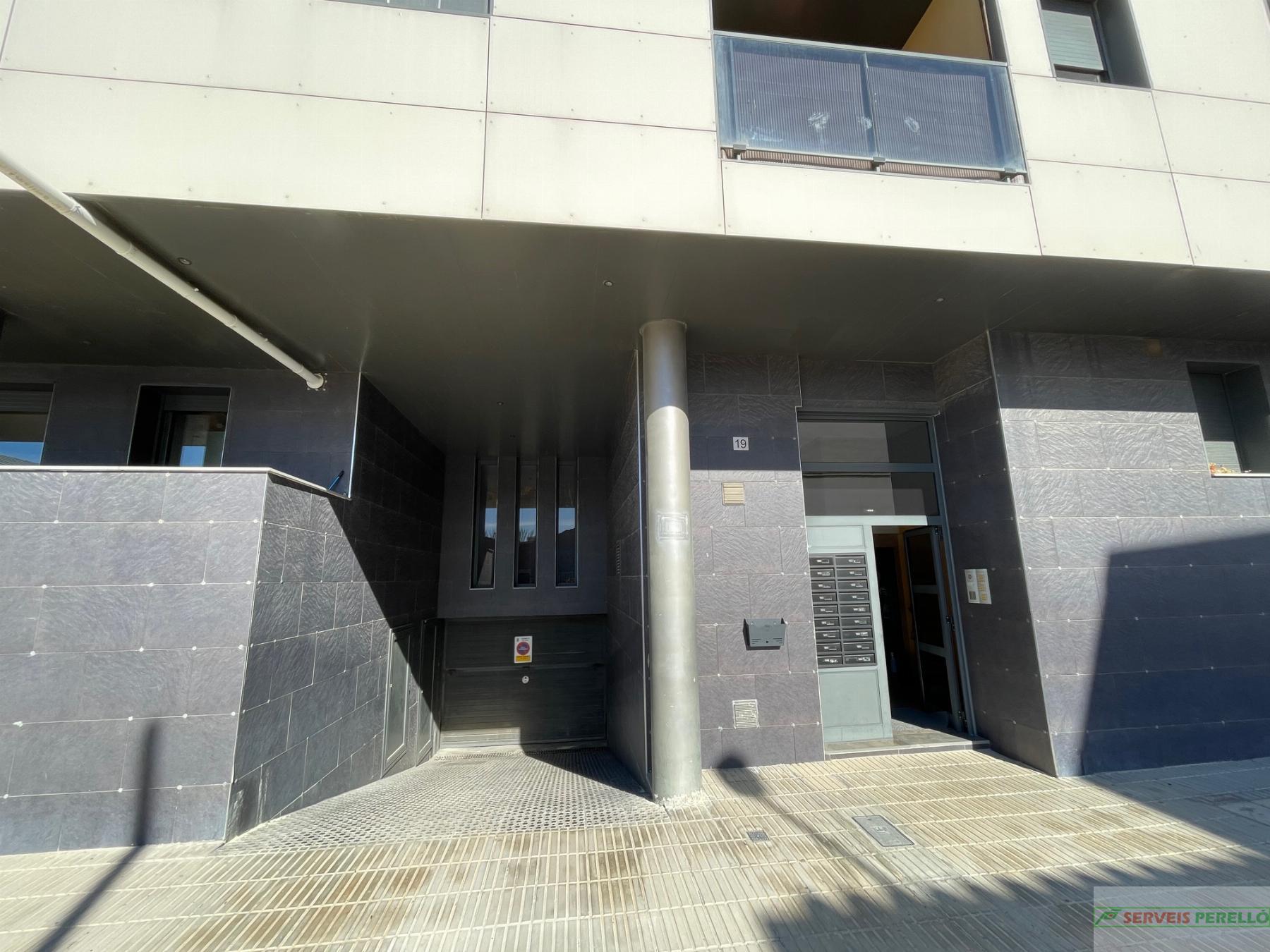 For rent of garage in Mollerussa