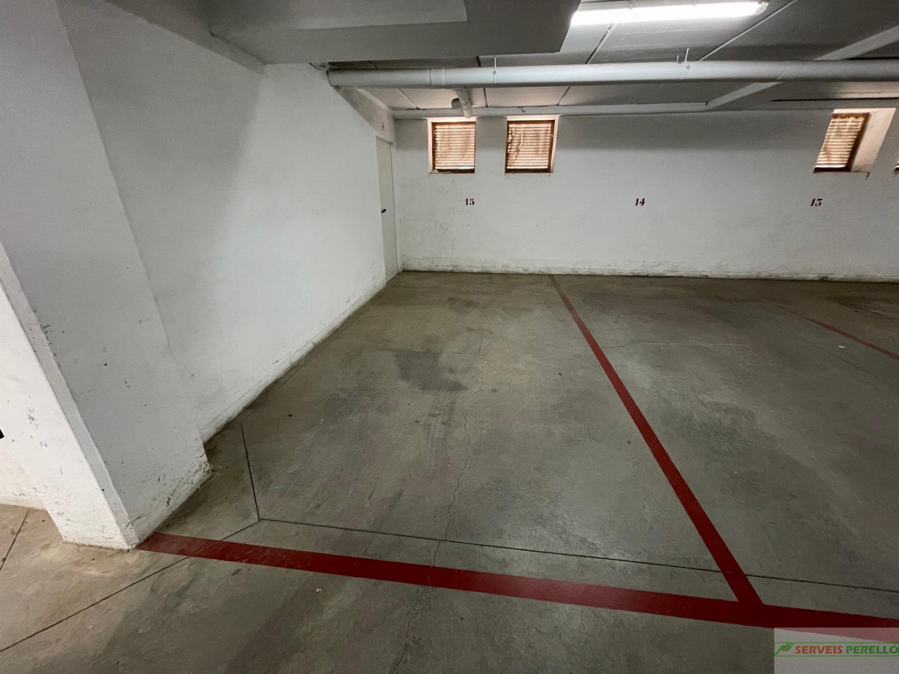 For rent of garage in Mollerussa